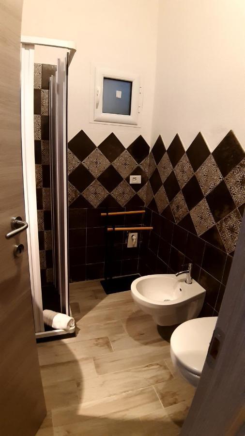 Domo In Terranoa, Old Town Apartment Olbia Ngoại thất bức ảnh
