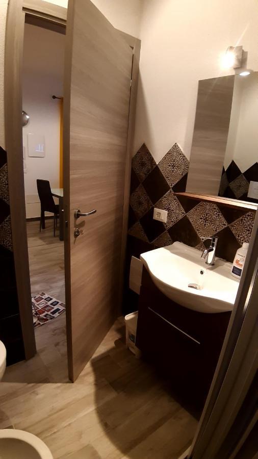 Domo In Terranoa, Old Town Apartment Olbia Ngoại thất bức ảnh