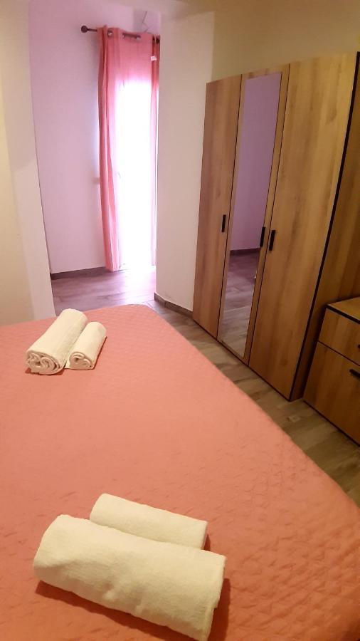 Domo In Terranoa, Old Town Apartment Olbia Ngoại thất bức ảnh
